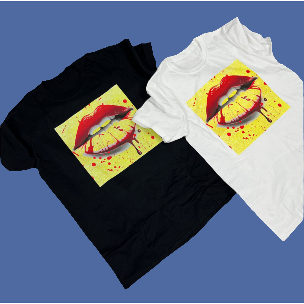 #GoldLips T-Shirt by #vividoutloud.com